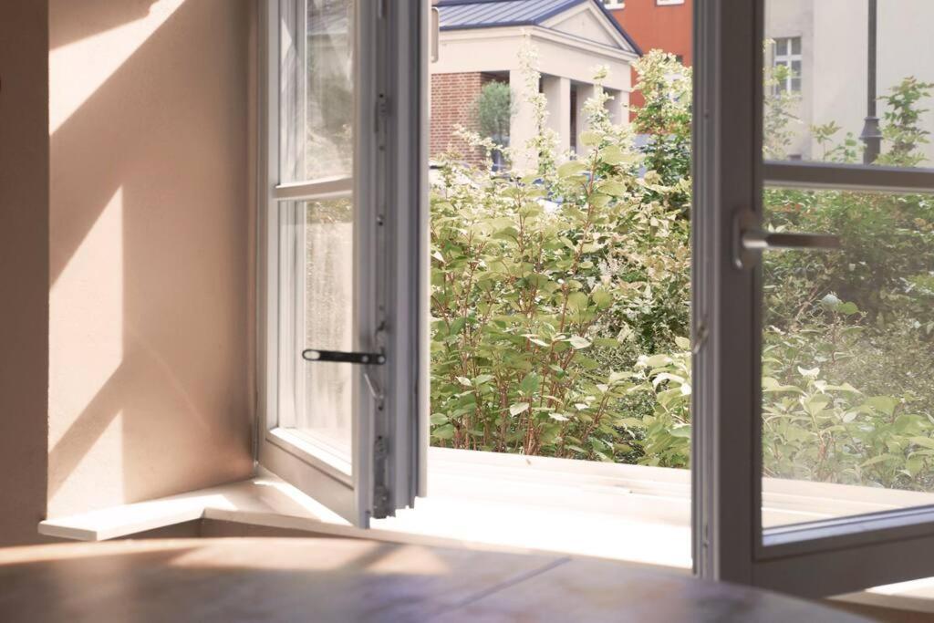 Elegant Apartment In The City Center Breslavia Exterior foto