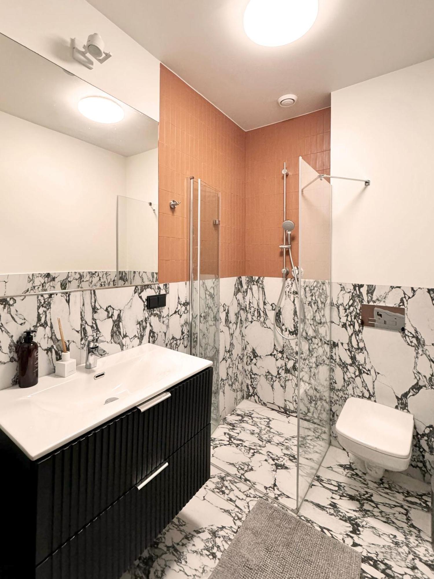 Elegant Apartment In The City Center Breslavia Exterior foto
